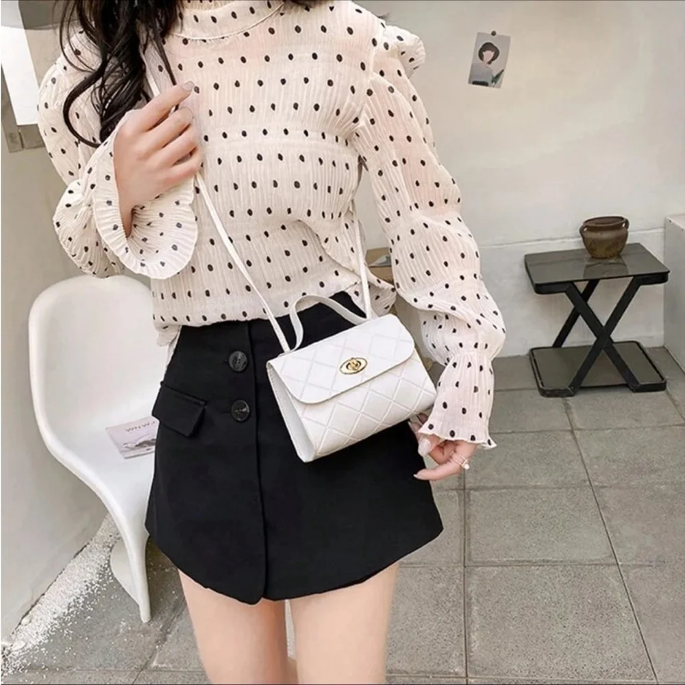 ⚠️Clearance Mini White Embossed Shoulder / Crossbody Bag - Picture 4 of 7